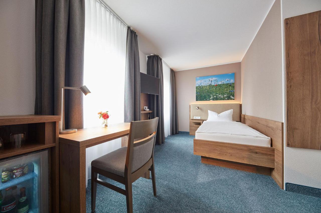 Hotel Garni Sonnenhof Reichenberg  Екстер'єр фото