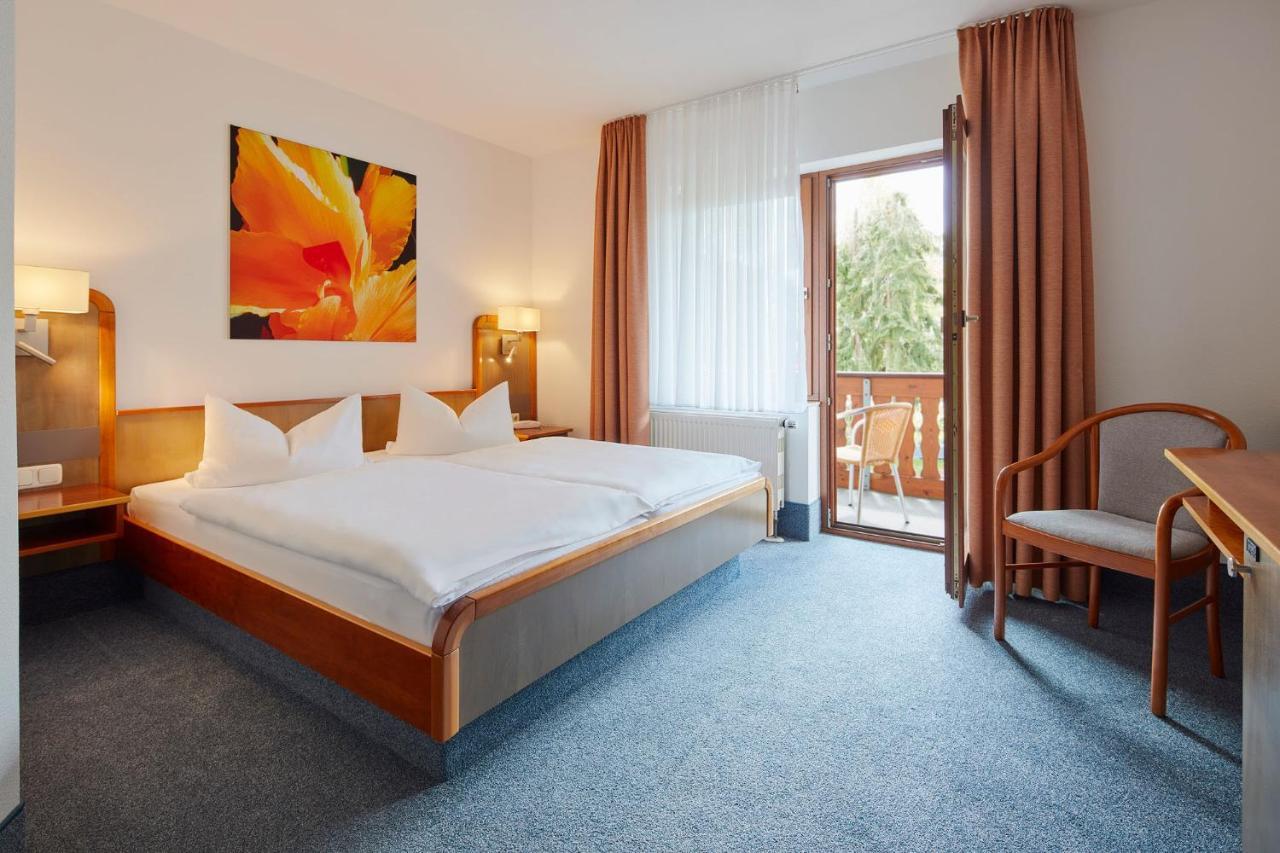 Hotel Garni Sonnenhof Reichenberg  Екстер'єр фото