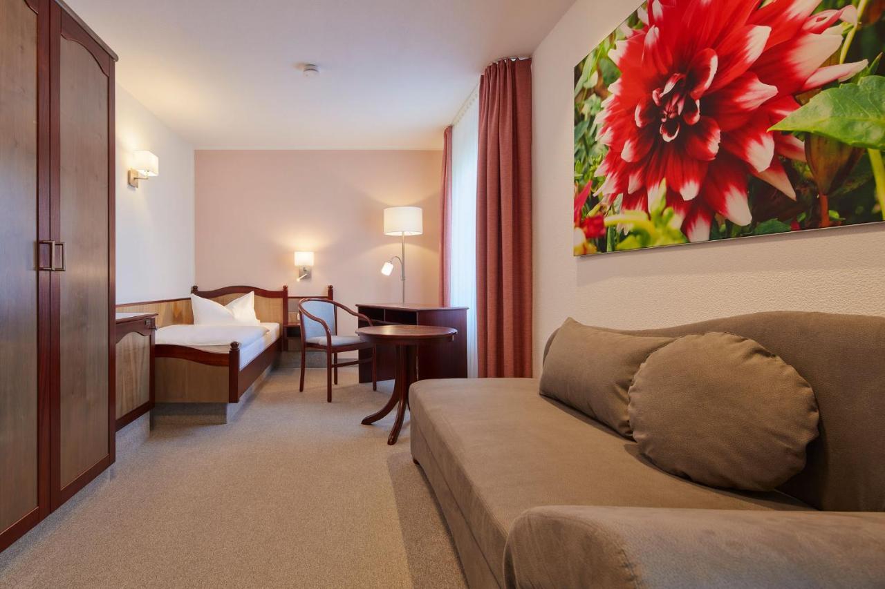 Hotel Garni Sonnenhof Reichenberg  Екстер'єр фото