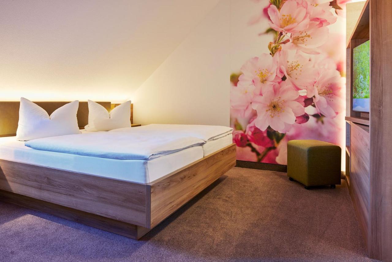 Hotel Garni Sonnenhof Reichenberg  Екстер'єр фото