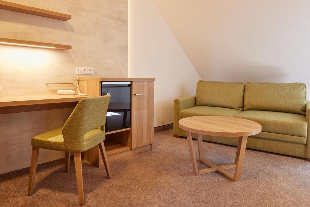 Hotel Garni Sonnenhof Reichenberg  Екстер'єр фото
