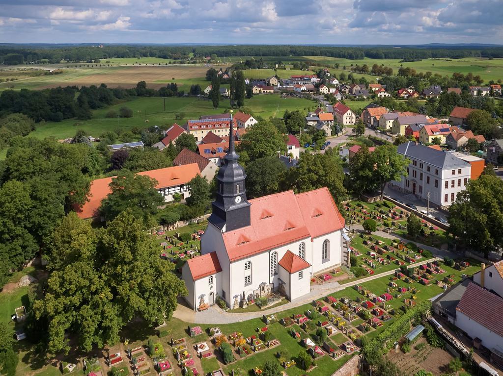 Hotel Garni Sonnenhof Reichenberg  Екстер'єр фото