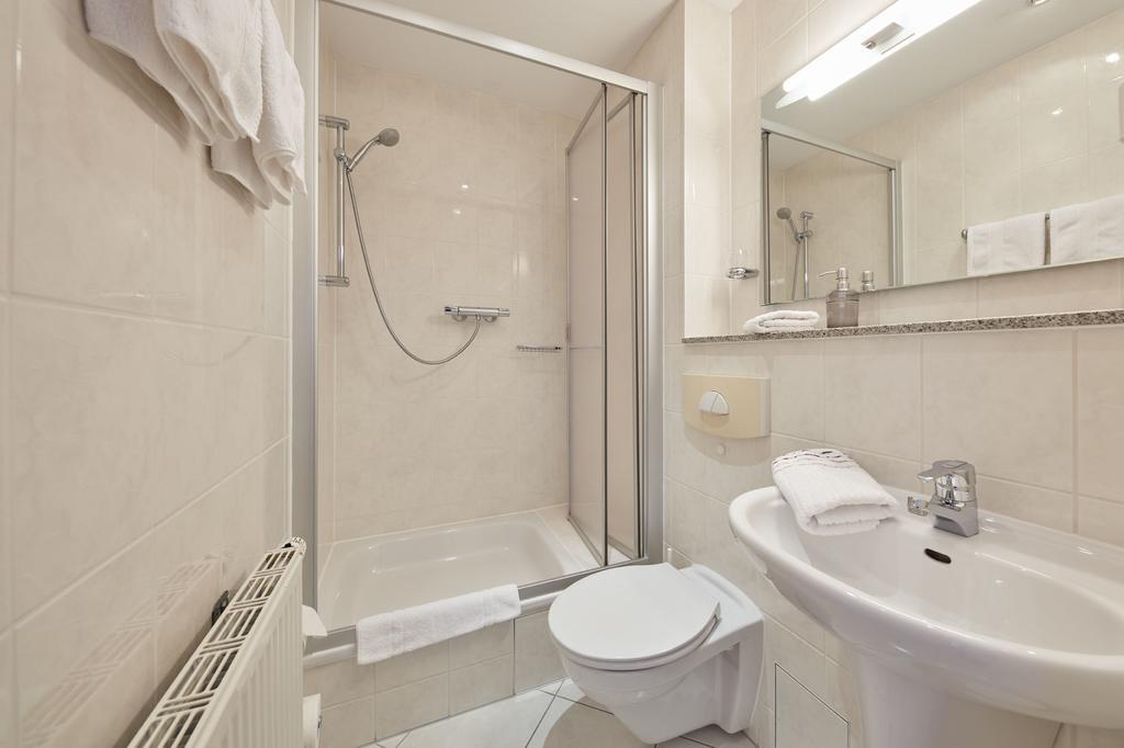 Hotel Garni Sonnenhof Reichenberg  Екстер'єр фото