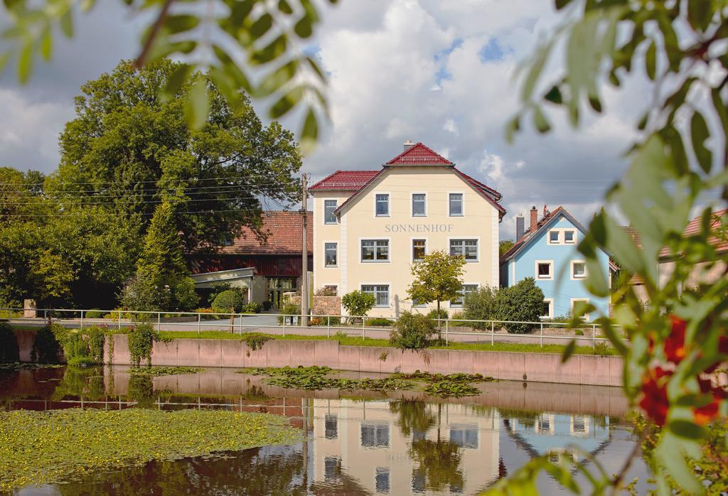 Hotel Garni Sonnenhof Reichenberg  Екстер'єр фото