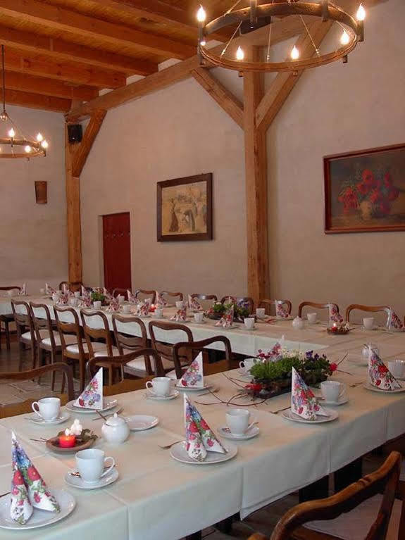 Hotel Garni Sonnenhof Reichenberg  Екстер'єр фото